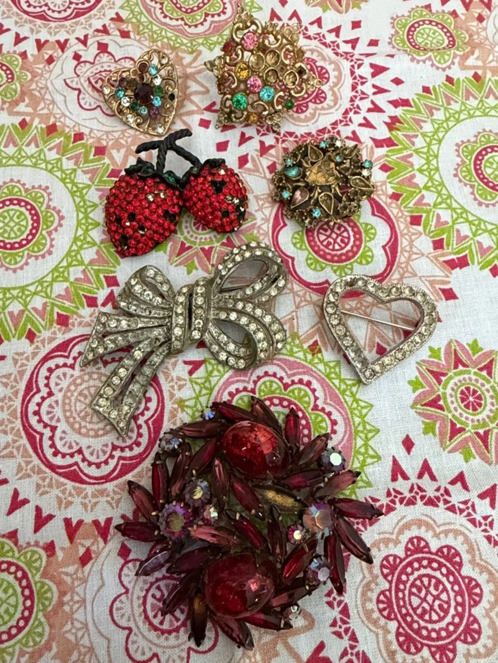Vintage Brooch Lot of 7 Rhinestone Enamel Strawberries Bow Heart Floral